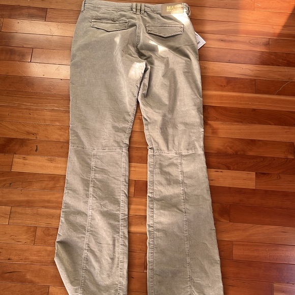 MAC Jeans 6 Beige Corduroy Bootcut Pants - Picture 4 of 6